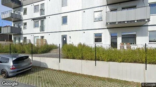 Bostadsrätter till salu i Håbo - Bild från Google Street View