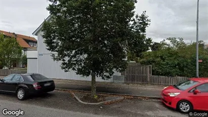 Lägenheter till salu i Vara - Bild från Google Street View
