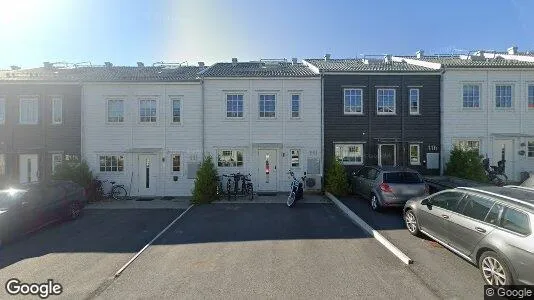 Bostadsrätter till salu i Knivsta - Bild från Google Street View