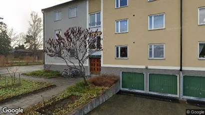 Bostadsrätter till salu i Tyresö - Bild från Google Street View