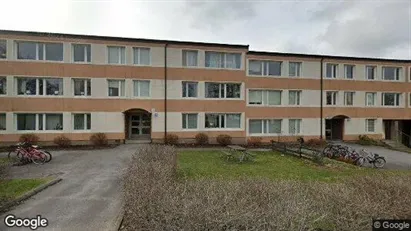 Lägenheter till salu i Huddinge - Bild från Google Street View