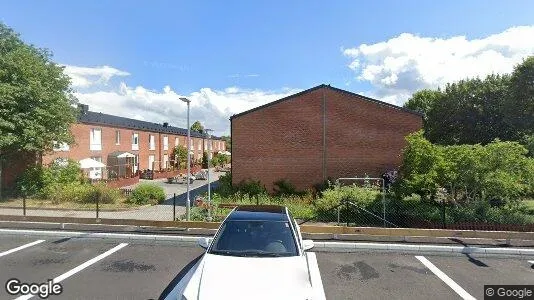 Lägenheter till salu i Huddinge - Bild från Google Street View