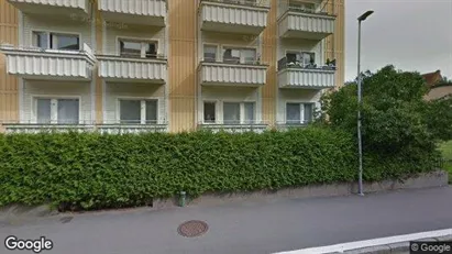 Lägenheter till salu i Köping - Bild från Google Street View