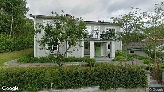 Lägenheter till salu i Täby - Bild från Google Street View