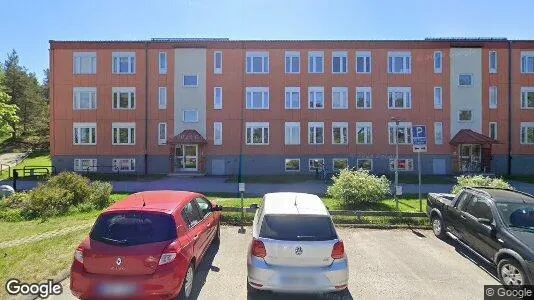 Bostadsrätter till salu i Haninge - Bild från Google Street View