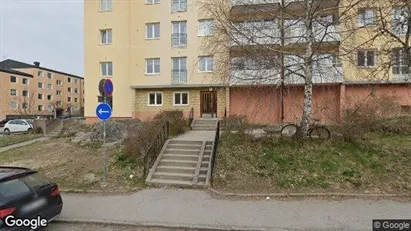 Bostadsrätter till salu i Huddinge - Bild från Google Street View