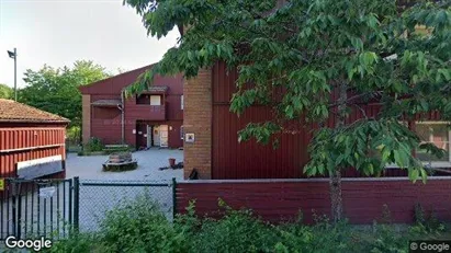 Lägenheter till salu i Botkyrka - Bild från Google Street View