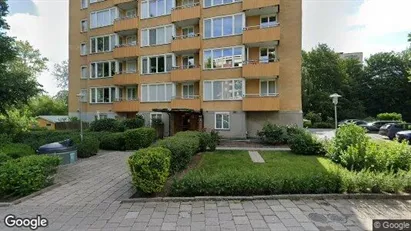 Lägenheter till salu i Solna - Bild från Google Street View
