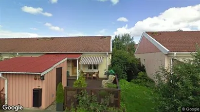 Lägenheter till salu i Huddinge - Bild från Google Street View