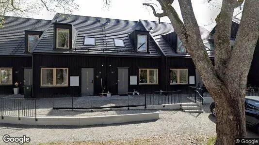 Bostadsrätter till salu i Österåker - Bild från Google Street View