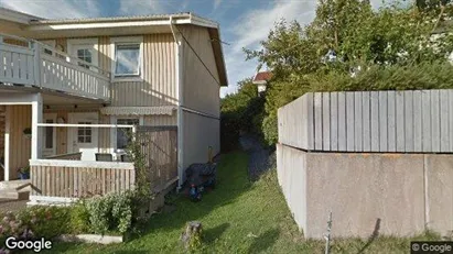 Bostadsrätter till salu i Öckerö - Bild från Google Street View