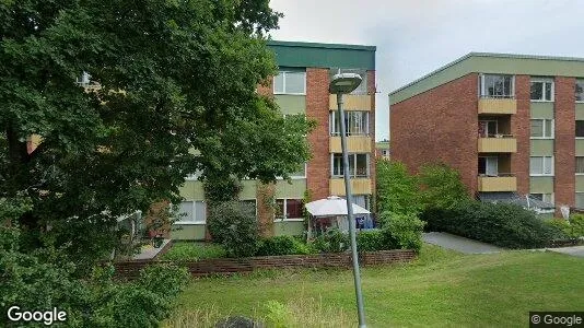 Lägenheter till salu i Huddinge - Bild från Google Street View