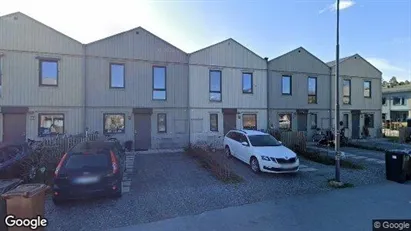 Lägenheter till salu i Österåker - Bild från Google Street View