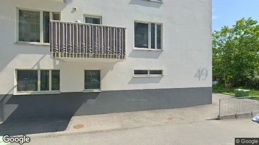 Lägenheter till salu i Haninge - Bild från Google Street View