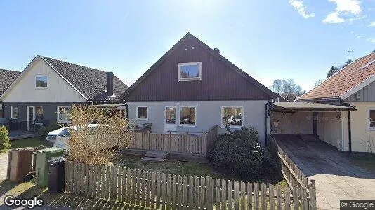 Lägenheter till salu i Haninge - Bild från Google Street View