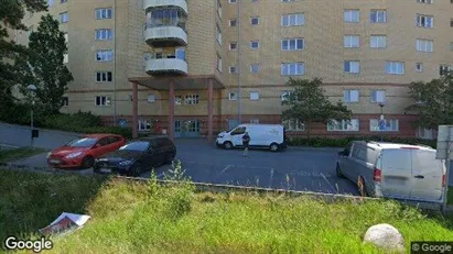 Bostadsrätter till salu i Botkyrka - Bild från Google Street View