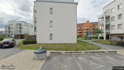 Lägenheter till salu i Huddinge - Bild från Google Street View