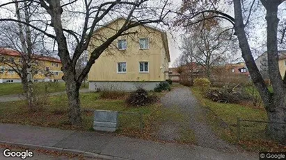 Lägenheter till salu i Upplands Väsby - Bild från Google Street View