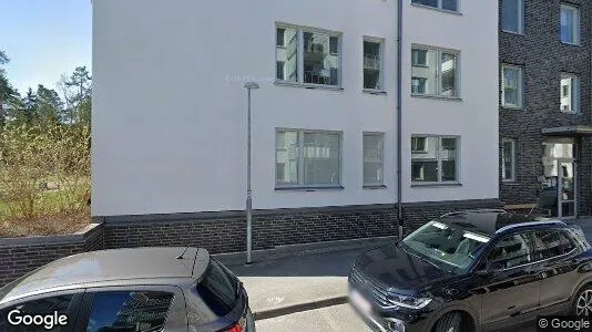 Bostadsrätter till salu i Tyresö - Bild från Google Street View