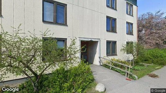 Bostadsrätter till salu i Tyresö - Bild från Google Street View