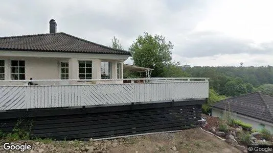 Lägenheter till salu i Botkyrka - Bild från Google Street View