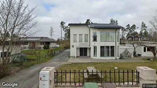 Lägenheter till salu i Huddinge - Bild från Google Street View