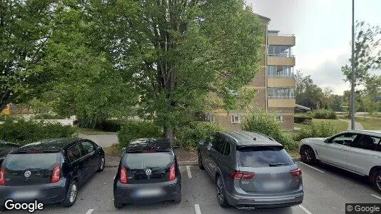 Bostadsrätter till salu i Upplands-Bro - Bild från Google Street View
