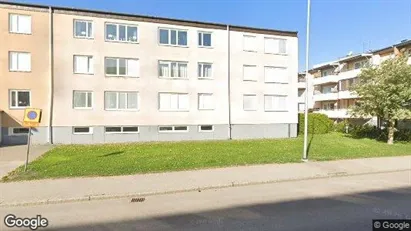 Bostadsrätter till salu i Köping - Bild från Google Street View