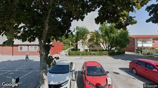 Lägenheter till salu i Botkyrka - Bild från Google Street View