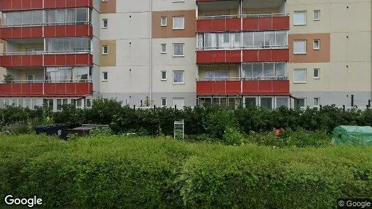 Lägenheter till salu i Botkyrka - Bild från Google Street View