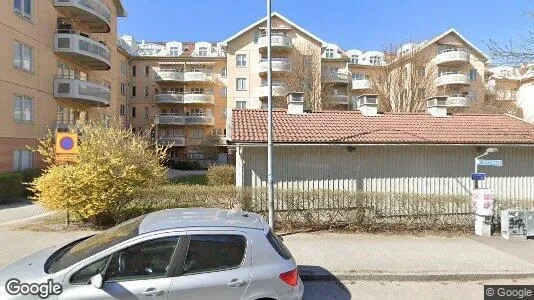 Bostadsrätter till salu i Solna - Bild från Google Street View