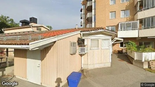Lägenheter att hyra i Huddinge - Bild från Google Street View