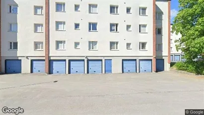 Bostadsrätter till salu i Haninge - Bild från Google Street View