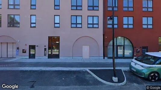 Lägenheter till salu i Huddinge - Bild från Google Street View