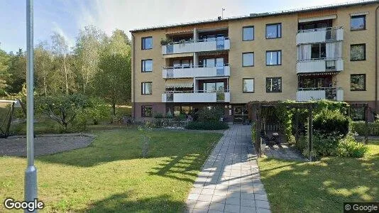 Bostadsrätter till salu i Håbo - Bild från Google Street View