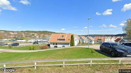 Bostadsrätter till salu i Orust - Bild från Google Street View