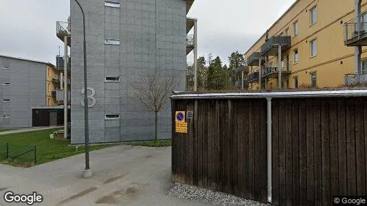 Bostadsrätter till salu i Huddinge - Bild från Google Street View