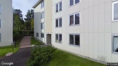 Bostadsrätter till salu i Tyresö - Bild från Google Street View
