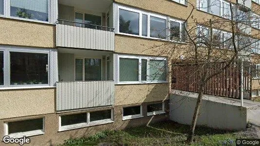 Bostadsrätter till salu i Huddinge - Bild från Google Street View