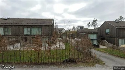 Bostadsrätter till salu i Huddinge - Bild från Google Street View