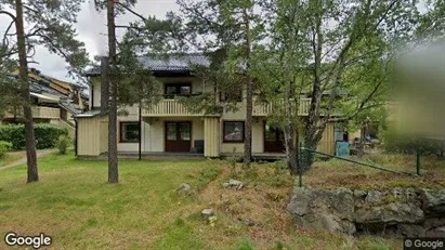 Bostadsrätter till salu i Nacka - Bild från Google Street View