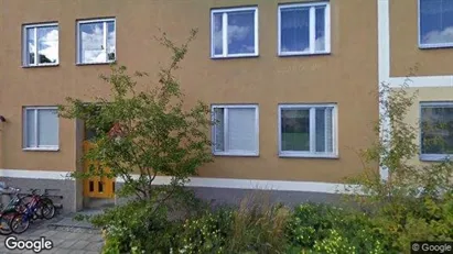 Bostadsrätter till salu i Tyresö - Bild från Google Street View