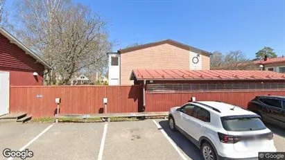 Bostadsrätter till salu i Tyresö - Bild från Google Street View