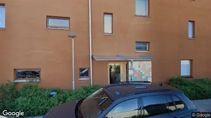 Lägenheter att hyra i Huddinge - Bild från Google Street View