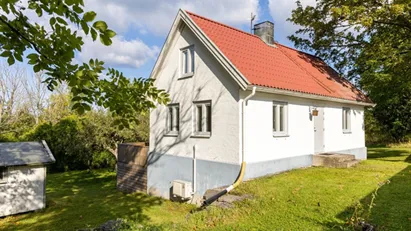 Kalkstenshus i Väskinde Kalkstenshus i Väskinde