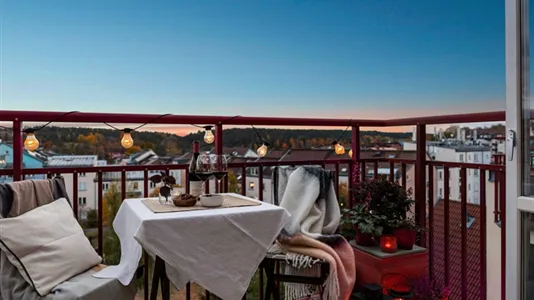 Bostadsrätter till salu i Nacka - foto 1