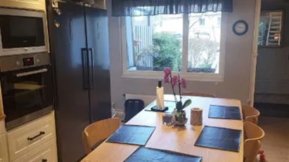 Skogås - 3rok - tillsv - 16.100kr/mån