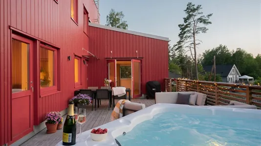 Bostadsrätter till salu i Huddinge - foto 1