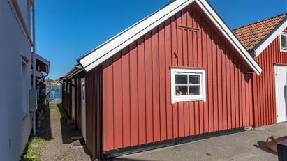 Hus till salu i Sotenäs, Hunnebostrand