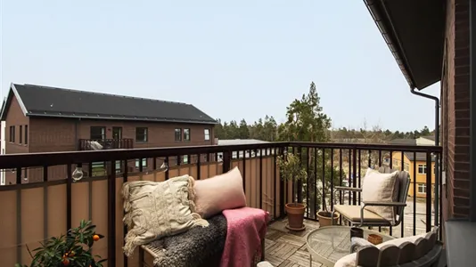 Bostadsrätter till salu i Nacka - foto 3